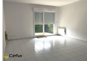 Appartement en location à Vonnas / 2 pièces 52 m²