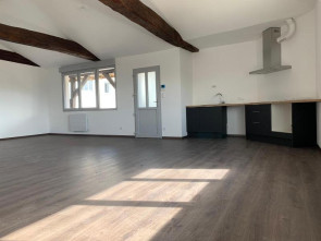 Appartement en location &agrave; Meximieux / 3 pi&egrave;ces 99 m&sup2;