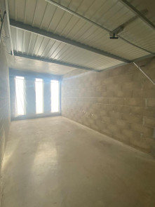 Parking / Garage en location à Chatillon sur chalaronne