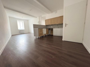 Appartement en location &agrave; Meximieux / 4 pi&egrave;ces 77 m&sup2;