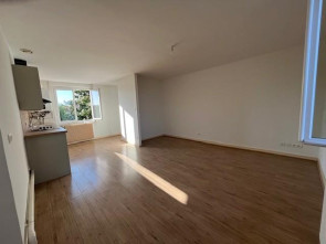 Appartement en location à St didier sur chalaronne / 3 pièces 81 m²
