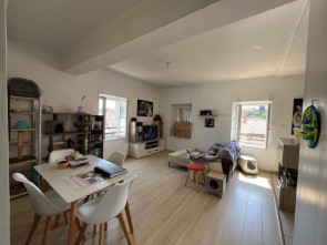 Appartement en location &agrave; Chatillon sur chalaronne / 2 pi&egrave;ces 47 m&sup2;