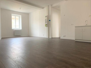 Appartement en location &agrave; Meximieux / 4 pi&egrave;ces 77 m&sup2;